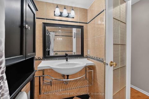 Photo 45 at 705 - 141 Somerset Street W, Ottawa Centre/Golden Triangle, Ottawa Centre