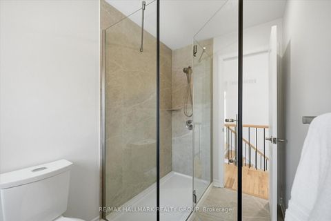 Photo 33 at 1660 Country Walk Drive, Chapel Hill, Orleans