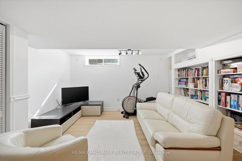 Photo 37 at 1660 Country Walk Drive, Chapel Hill, Orleans