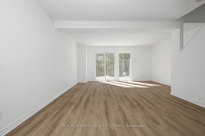 Photo 11 at 148 Bentbrook Crescent, Nepean (Heritage Park), Ottawa