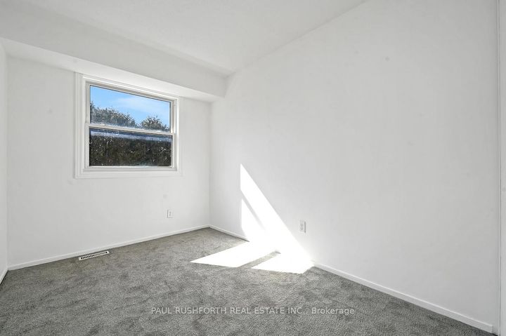 Photo 28 at 148 Bentbrook Crescent, Nepean (Heritage Park), Ottawa