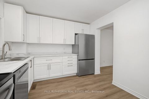 Photo 12 at 148 Bentbrook Crescent, Nepean (Heritage Park), Ottawa