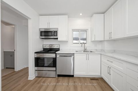 Photo 15 at 148 Bentbrook Crescent, Nepean (Heritage Park), Ottawa