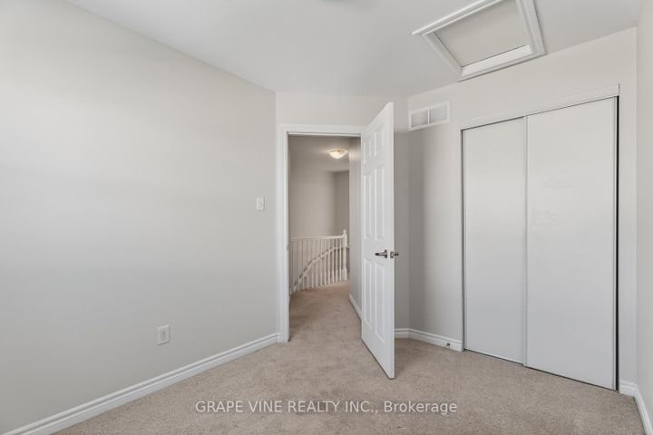 Photo 22 at 750 Sanibel Private, Nepean (Westcliffe Estates), Ottawa