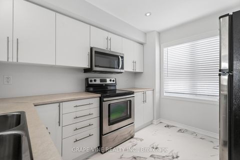 Photo 12 at 750 Sanibel Private, Nepean (Westcliffe Estates), Ottawa