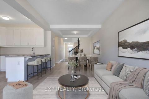 Photo 4 at 305 Cornflower Row, Goulbourn Twp From Franktown Rd/South To Rideau, Stittsville