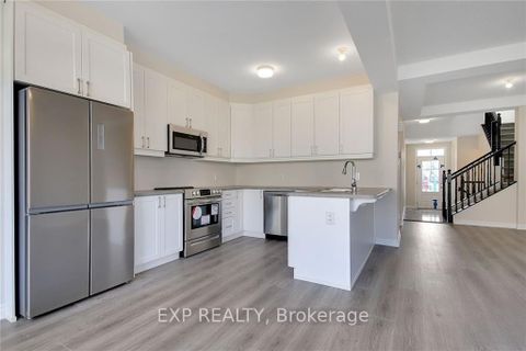 Photo 7 at 305 Cornflower Row, Goulbourn Twp From Franktown Rd/South To Rideau, Stittsville