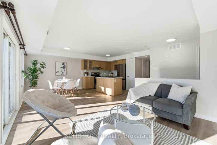 Photo 11 at 6 - 50 Barnstone Drive, Nepean (Barrhaven East), Ottawa