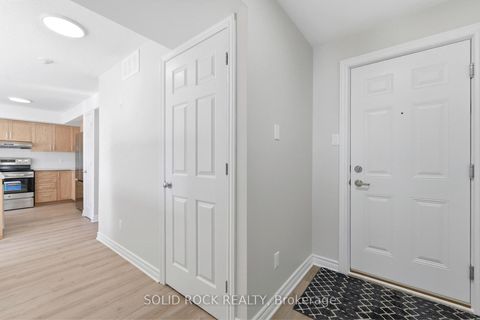 Photo 9 at 6 - 50 Barnstone Drive, Nepean (Barrhaven East), Ottawa