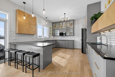 Photo 18 at 511 Elation Heights, Nepean (Heritage Park), Ottawa