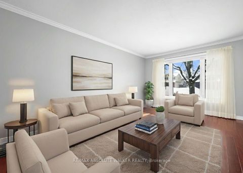 Photo 2 at 944 Raftsman Lane, Convent Glen, Orleans