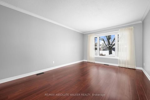 Photo 3 at 944 Raftsman Lane, Convent Glen, Orleans