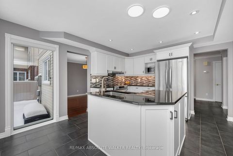 Photo 13 at 944 Raftsman Lane, Convent Glen, Orleans