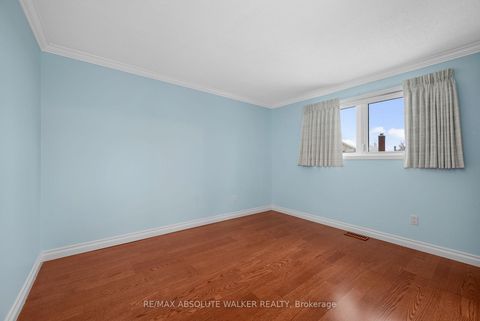 Photo 31 at 944 Raftsman Lane, Convent Glen, Orleans