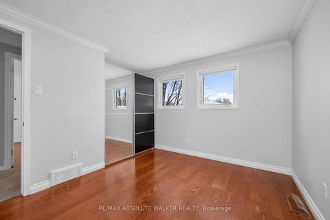 Photo 35 at 944 Raftsman Lane, Convent Glen, Orleans