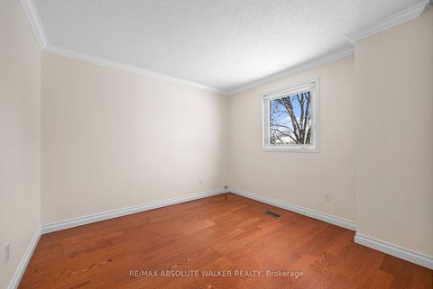 Photo 37 at 944 Raftsman Lane, Convent Glen, Orleans