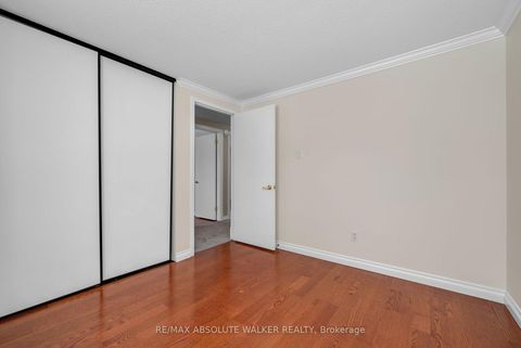 Photo 38 at 944 Raftsman Lane, Convent Glen, Orleans