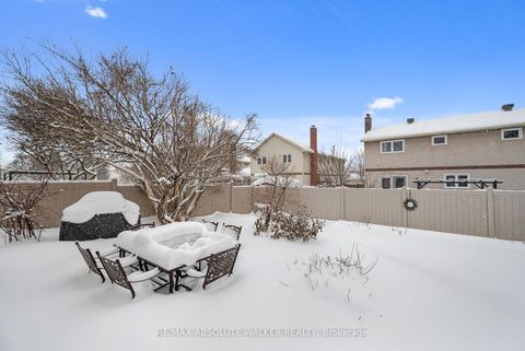 Photo 41 at 944 Raftsman Lane, Convent Glen, Orleans