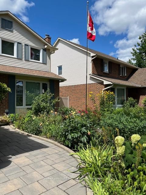 Photo 45 at 944 Raftsman Lane, Convent Glen, Orleans