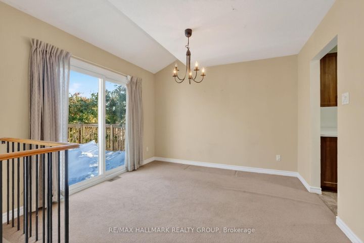 Photo 10 at 40 Bridgewater Terrace, Nepean (Cedargrove/Fraserdale), Ottawa