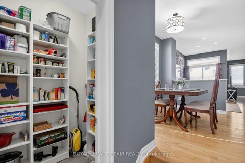 Photo 6 at 1591 Carronbridge Circle, Emerald Meadows/Trailwest, Kanata