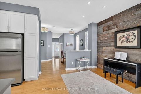 Photo 10 at 1591 Carronbridge Circle, Emerald Meadows/Trailwest, Kanata