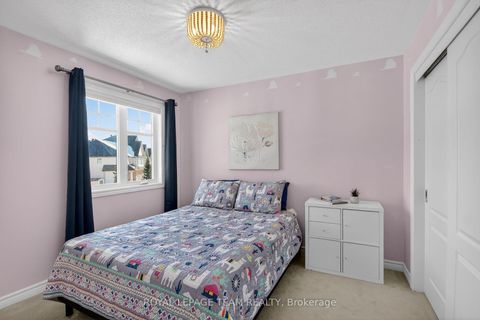 Photo 35 at 1591 Carronbridge Circle, Emerald Meadows/Trailwest, Kanata