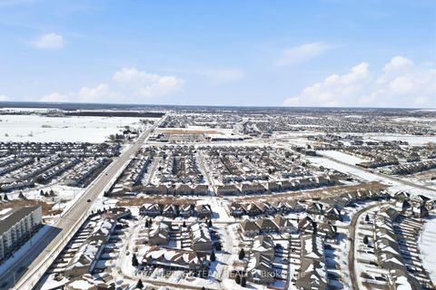 Photo 47 at 1591 Carronbridge Circle, Emerald Meadows/Trailwest, Kanata