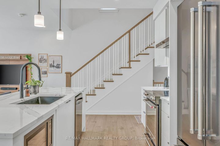 Photo 17 at 14 Stanhope Court, Nepean (Stonebridge), Ottawa