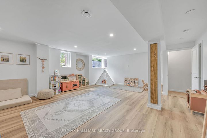 Photo 30 at 14 Stanhope Court, Nepean (Stonebridge), Ottawa