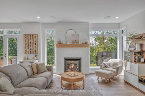 Photo 11 at 14 Stanhope Court, Nepean (Stonebridge), Ottawa