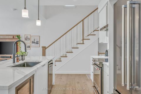 Photo 17 at 14 Stanhope Court, Nepean (Stonebridge), Ottawa