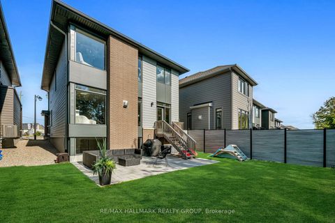 Photo 35 at 14 Stanhope Court, Nepean (Stonebridge), Ottawa