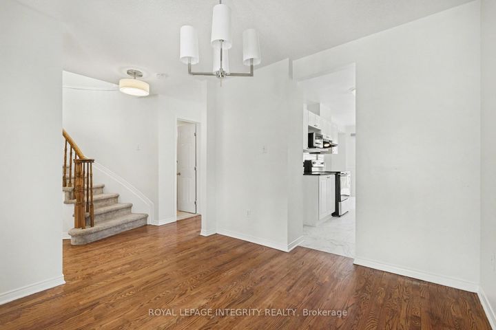 Photo 4 at 77 Daventry Crescent, Nepean (Longfields), Ottawa