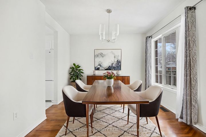 Photo 5 at 77 Daventry Crescent, Nepean (Longfields), Ottawa