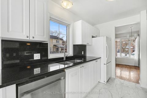 Photo 8 at 77 Daventry Crescent, Nepean (Longfields), Ottawa