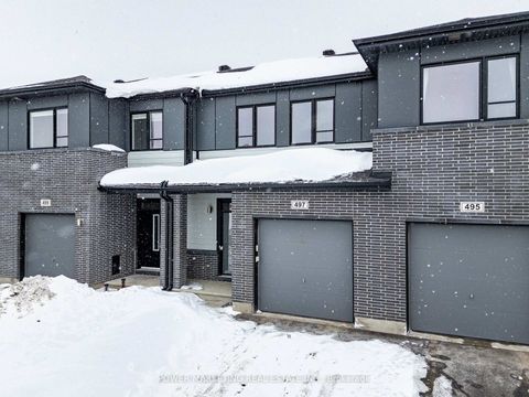 Photo 1 at 497 Cope Drive, Emerald Meadows/Trailwest, Kanata