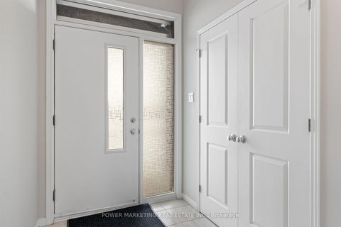 Photo 4 at 497 Cope Drive, Emerald Meadows/Trailwest, Kanata