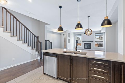 Photo 9 at 497 Cope Drive, Emerald Meadows/Trailwest, Kanata