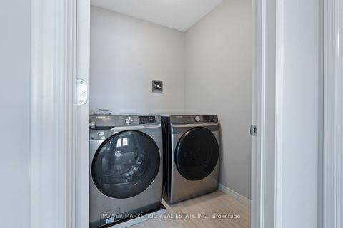 Photo 24 at 497 Cope Drive, Emerald Meadows/Trailwest, Kanata