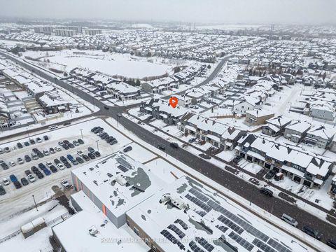 Photo 32 at 497 Cope Drive, Emerald Meadows/Trailwest, Kanata