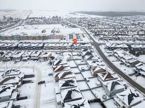 Photo 33 at 497 Cope Drive, Emerald Meadows/Trailwest, Kanata