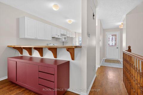 Photo 10 at 84 Newborough Crescent, Nepean (Barrhaven East), Ottawa
