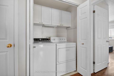 Photo 16 at 84 Newborough Crescent, Nepean (Barrhaven East), Ottawa