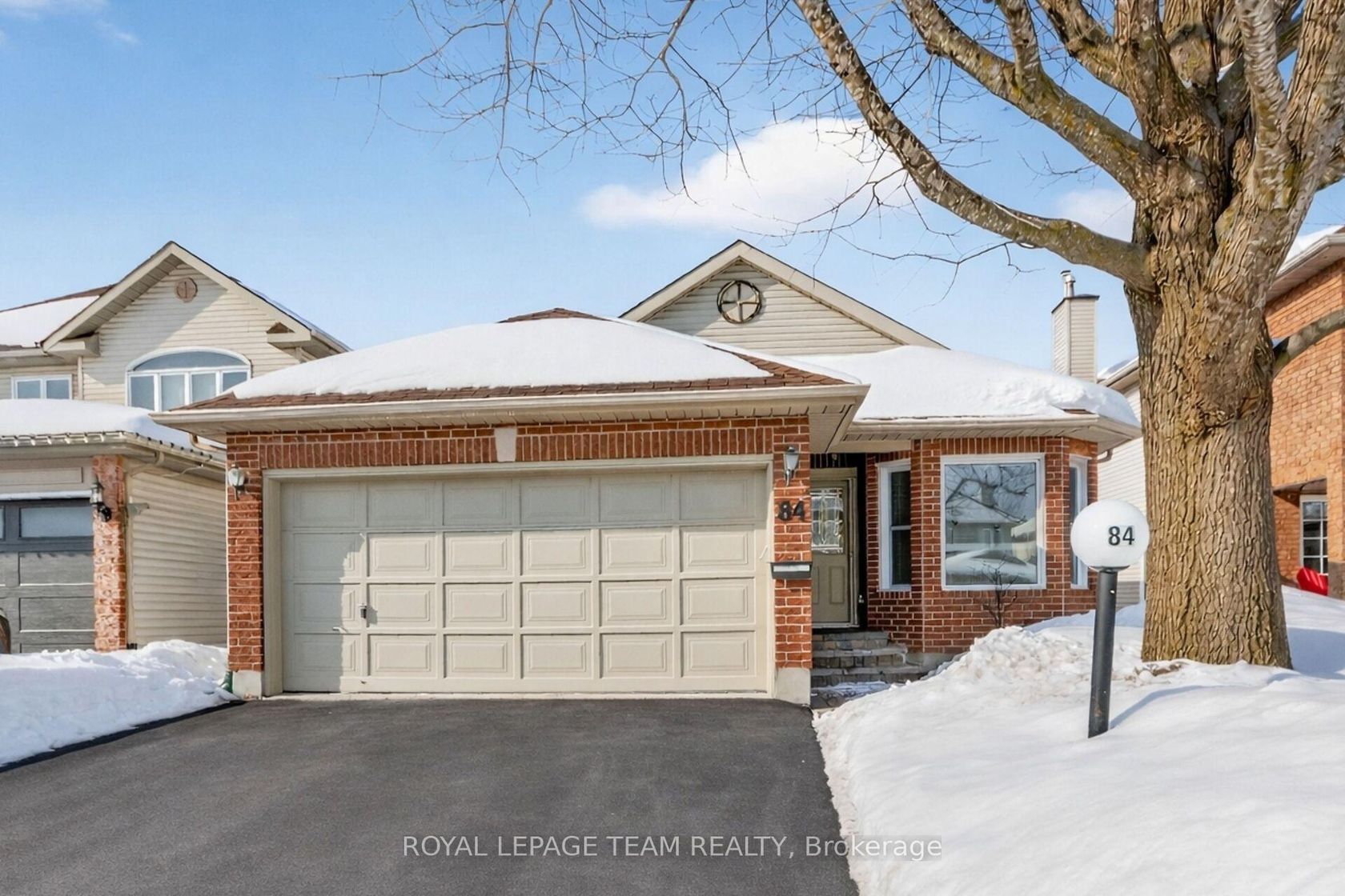 84 Newborough Crescent, Nepean (Barrhaven East), Ottawa 