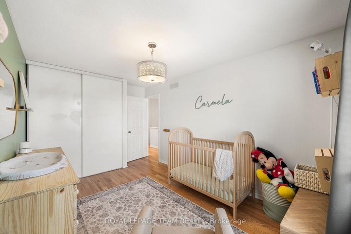 Photo 24 at 211 Longshire Circle, Nepean (Longfields), Ottawa