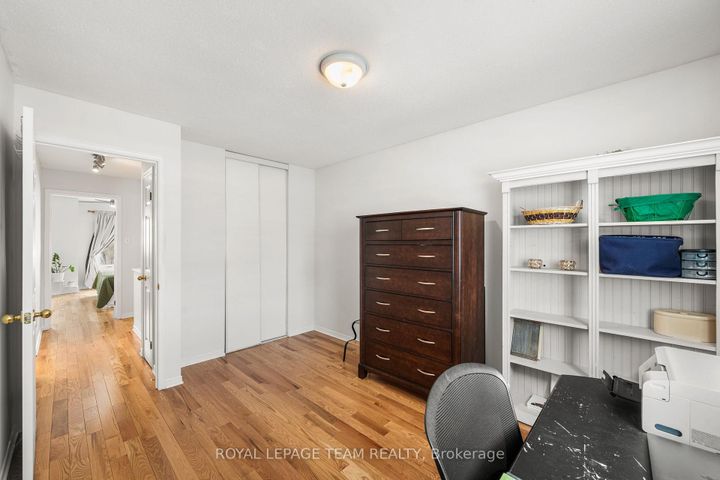 Photo 26 at 211 Longshire Circle, Nepean (Longfields), Ottawa