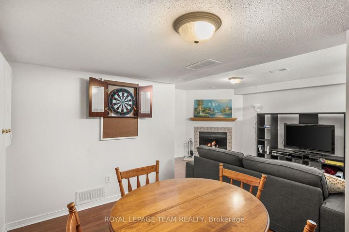 Photo 30 at 211 Longshire Circle, Nepean (Longfields), Ottawa