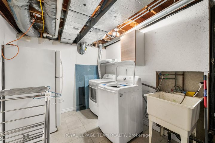 Photo 31 at 211 Longshire Circle, Nepean (Longfields), Ottawa