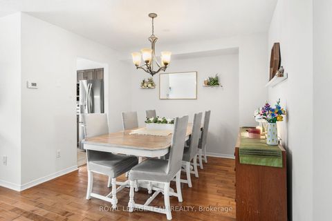 Photo 5 at 211 Longshire Circle, Nepean (Longfields), Ottawa